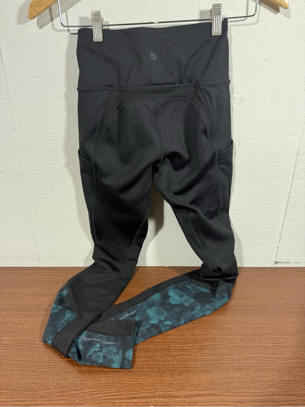 Athleta Frost High Traverse Leggings XXS - Picture 6 of 7